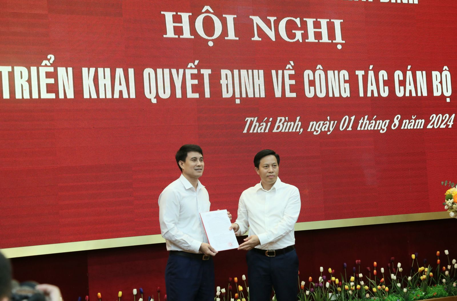   Công bố quyết định bổ nhiệm Chánh Văn phòng UBND tỉnh