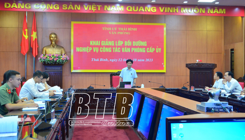   Bồi dưỡng nghiệp vụ công tác văn phòng cấp ủy