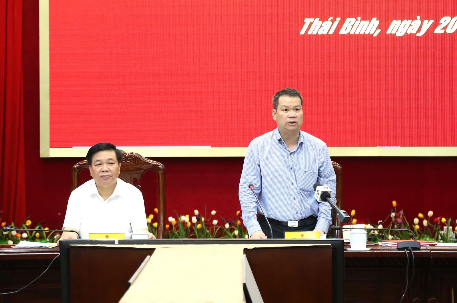   UBND tỉnh nghe và cho ý kiến vào một số nội dung quan trọng