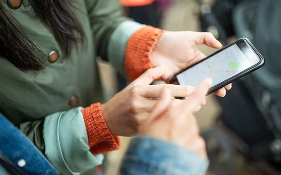   Từ 12/12, hộ nghèo, cận nghèo được hỗ trợ điện thoại thông minh