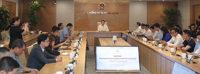   Sẽ đồng loạt có chính sách ưu đãi khi dùng sản phẩm, dịch vụ số trong tháng 10