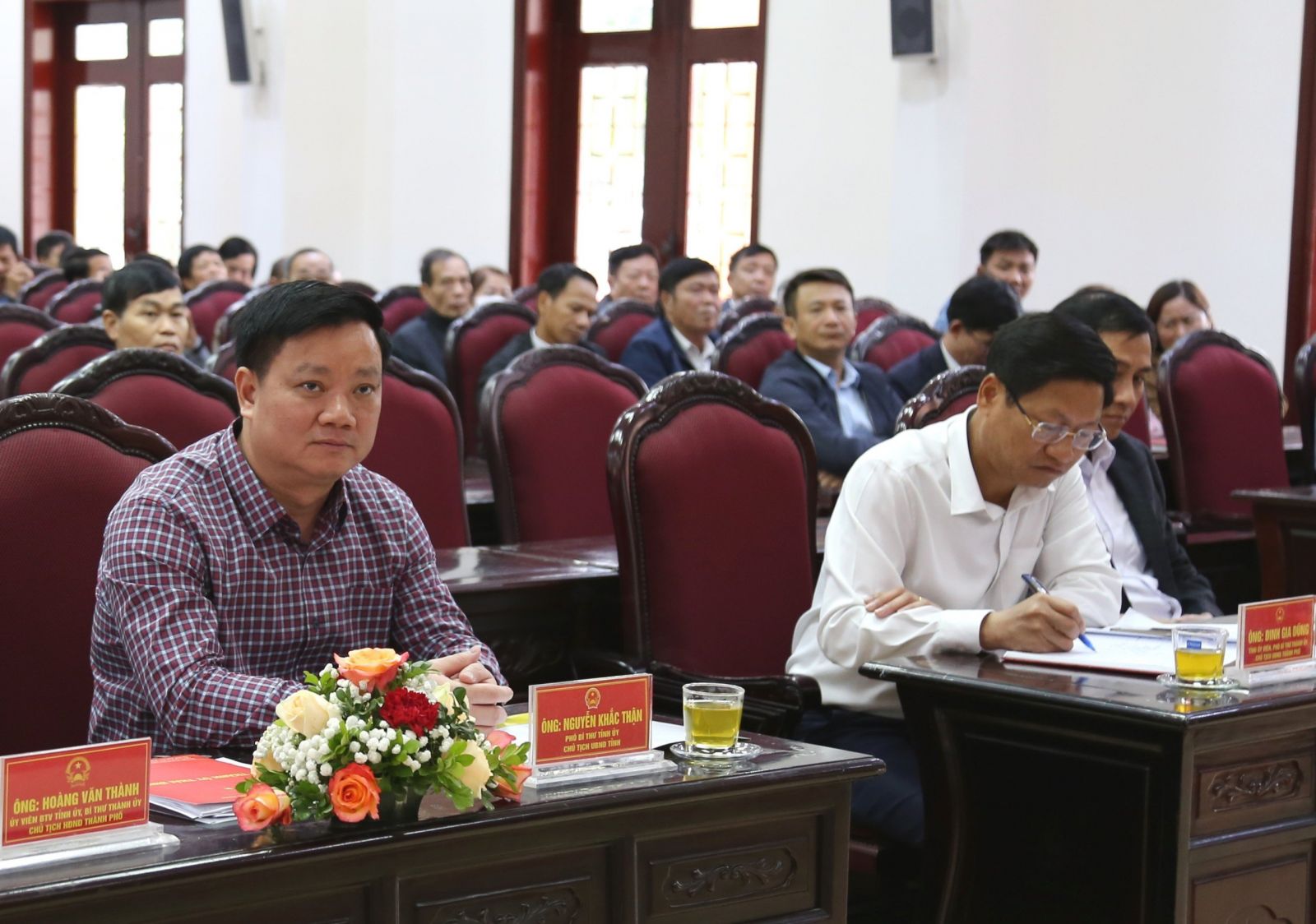   Đồng chí Phó Bí thư VV88 casino, Chủ tịch UBND tỉnh dự hội nghị tiếp xúc cử tri tại thành phố Thái Bình