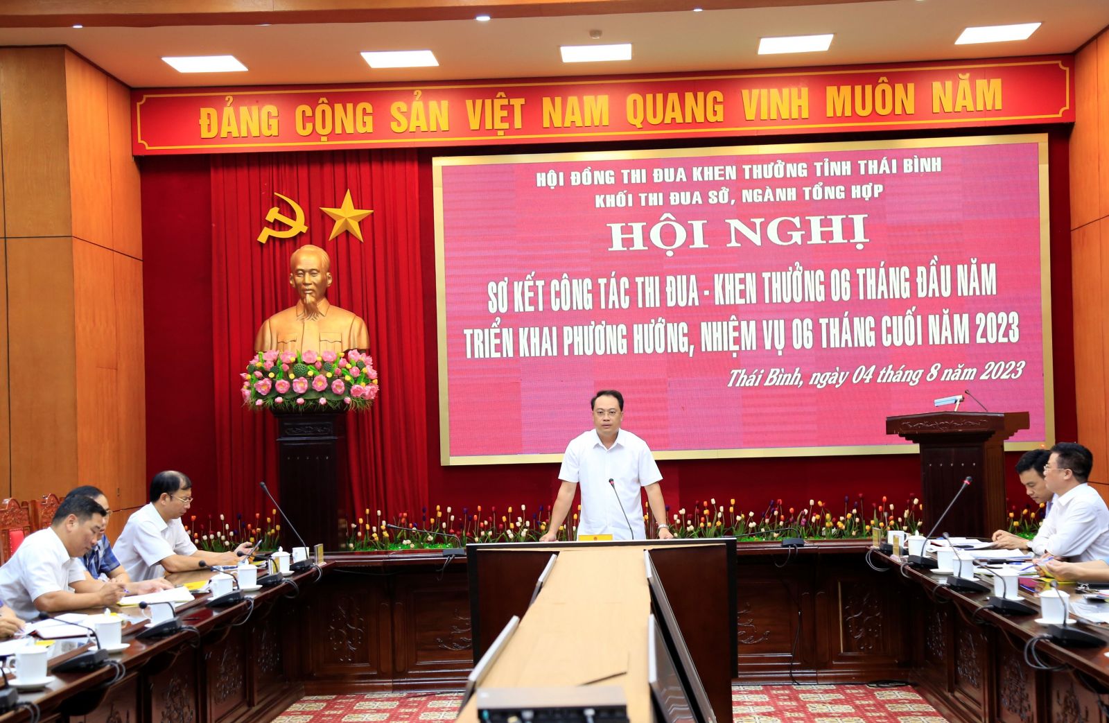   Khối thi đua các sở, ngành tổng hợp sơ kết công tác thi đua, khen thưởng 6 tháng đầu năm