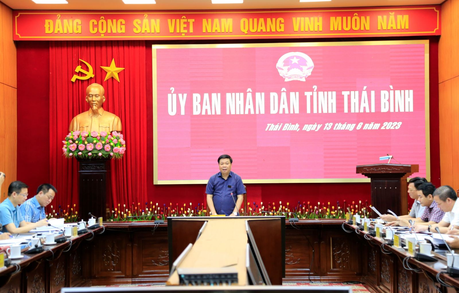   Tháo gỡ khó khăn trong thực hiện dự án đầu tư xây dựng đường trục huyện từ thị trấn Hưng Nhân đến thị trấn Hưng Hà