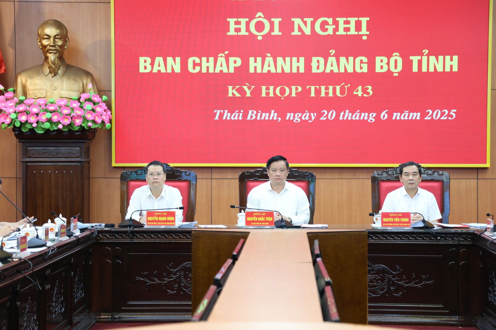   Hội nghị Ban Chấp hành Đăng ký VV88 tặng 88k tỉnh, kỳ họp thứ 43