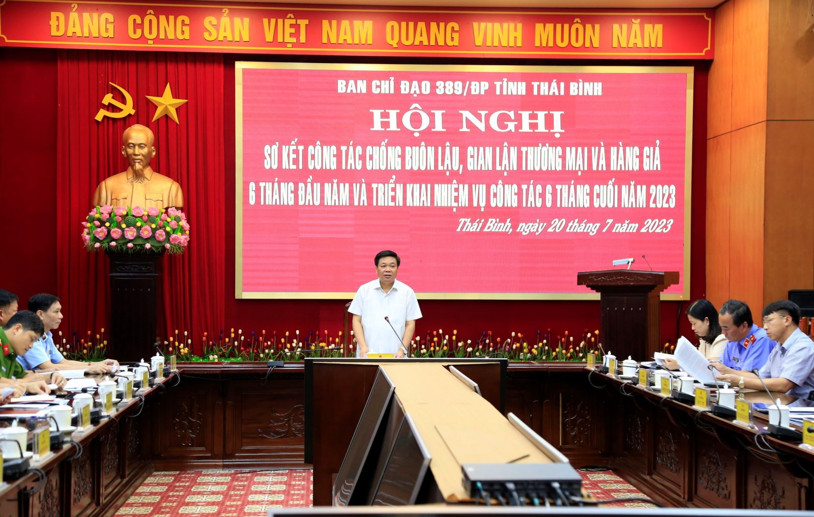   Sơ kết công tác chống buôn lậu, gian lận thượng mại và hàng giả 6 tháng đầu năm 2023