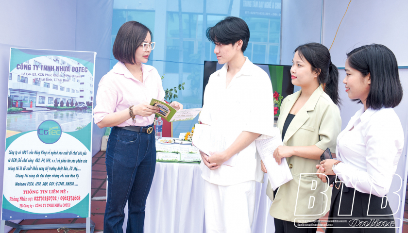   Lao động, việc làm - một năm nhiều dấu ấn