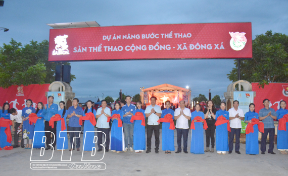   Khánh thành sân thể thao cộng đồng tại xã Đông Xá