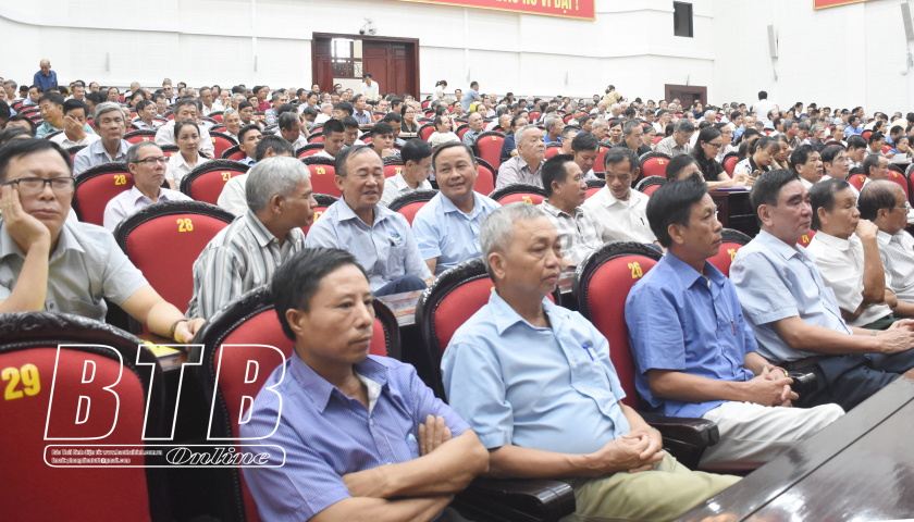   Gần 550 đại biểu được tập huấn phương pháp rà soát hộ nghèo, hộ cận nghèo