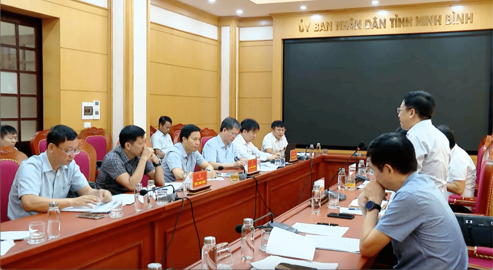   Bàn giải pháp về nguồn vật liệu xây dựng đường cao tốc CT.08