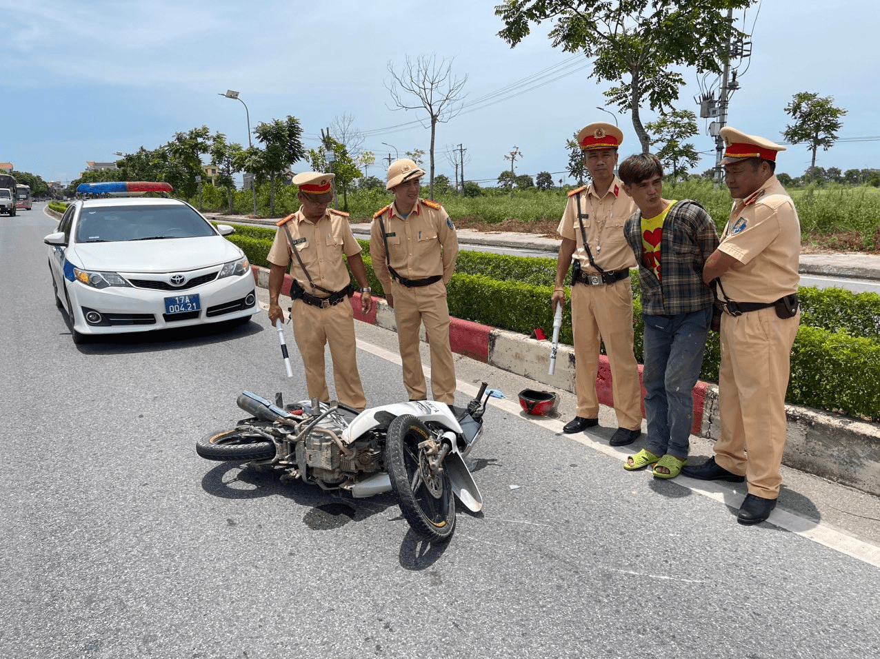   Bắt giữ đối tượng vận chuyển trái phép chất ma túy