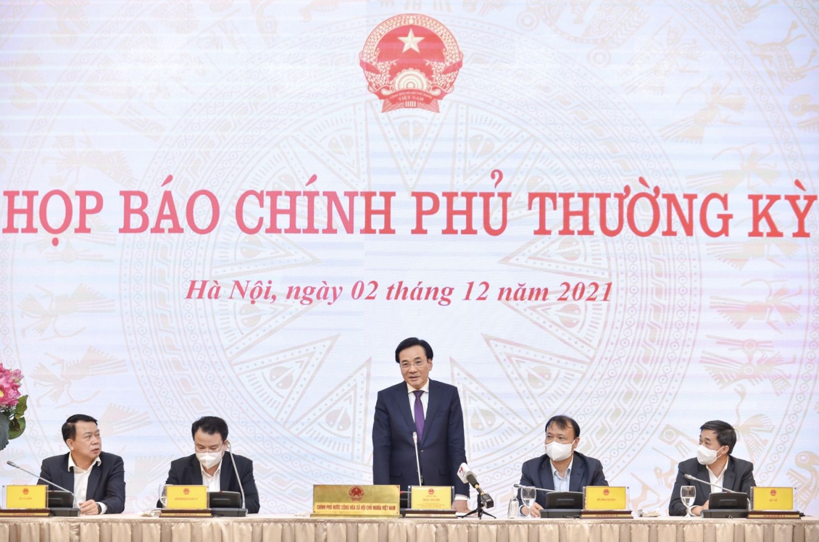   Đồng chí Bí thư VV88 casino thăm, chúc mừng các VV88 it com thể thao, live casino, slot, bắn cá, xổ số nhân kỷ niệm ngày Doanh nhân Việt Nam