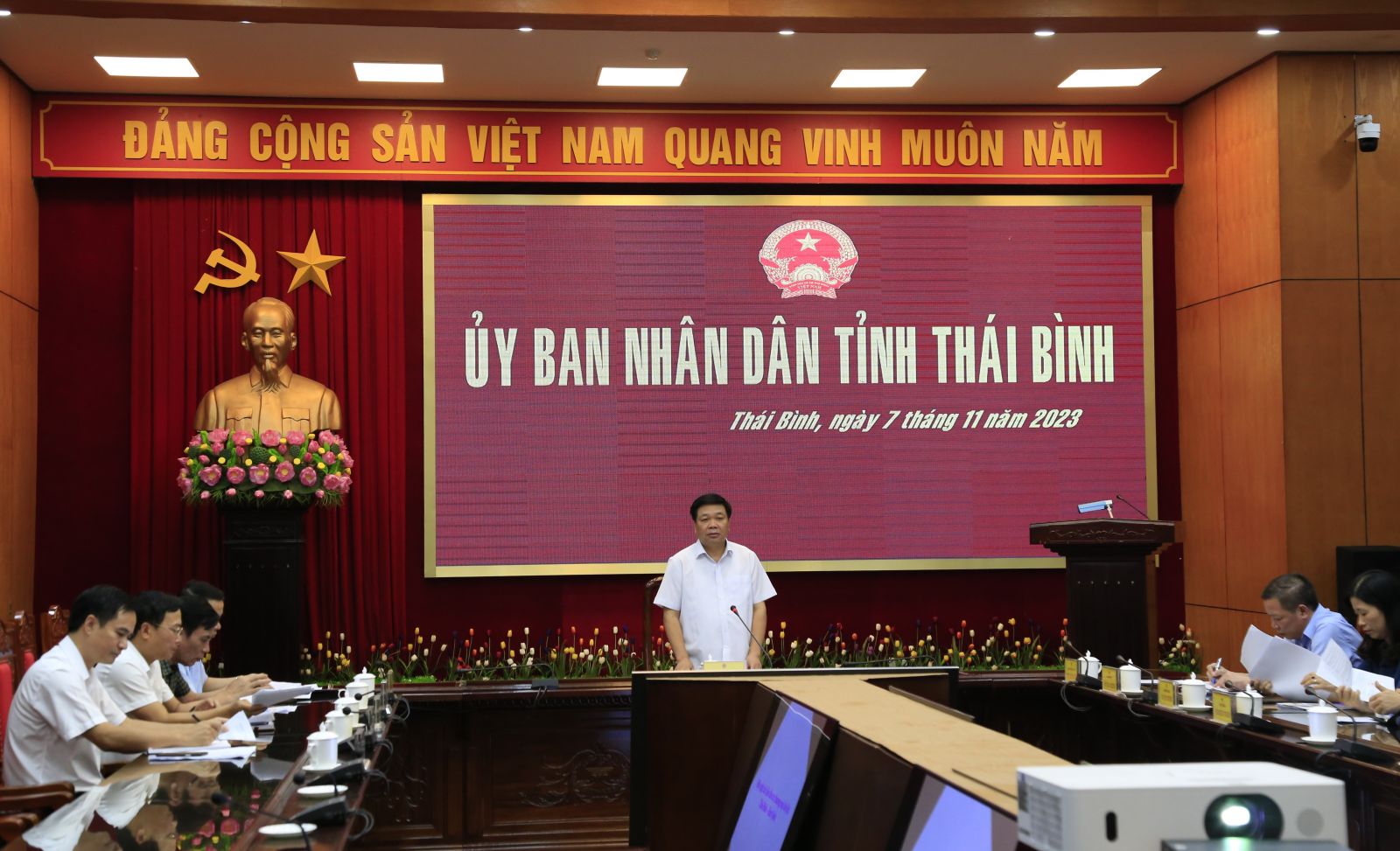   Triển khai công tác chuẩn bị tổ chức Hội nghị xúc tiến đầu tư, thương mại, du lịch Thái Bình - Hàn Quốc và Hội chợ VV88 là nhà cái uy tín số 1 về nền tảng cá cược trực tuyến tại Việt Nam quốc tế đồng bằng Bắc Bộ 2023