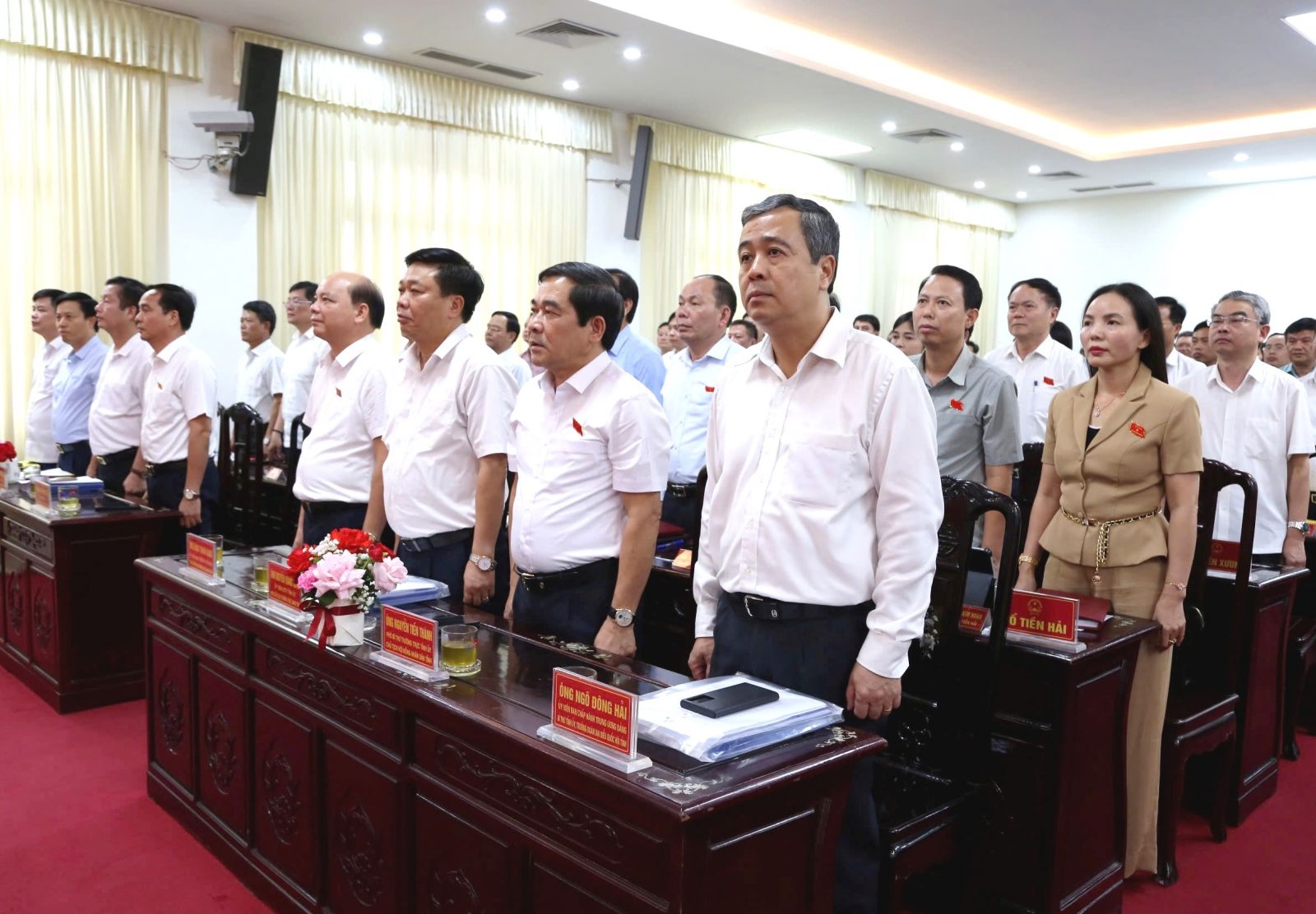   Thông qua 9 nghị quyết tại kỳ họp HĐND tỉnh giải quyết công việc phát sinh đột xuất