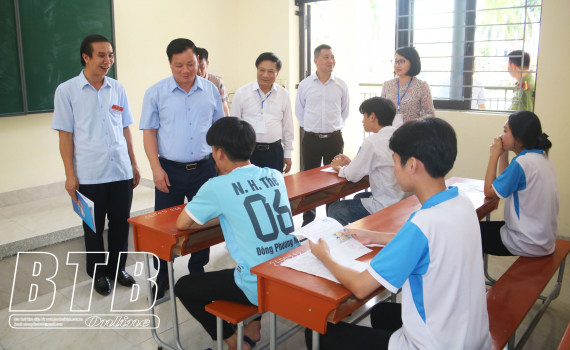   Tổ chức kỳ thi nghiêm túc, chặt chẽ, đúng quy chế