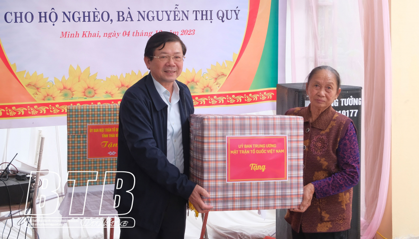   Khánh thành, bàn giao nhà đại đoàn kết cho người nghèo