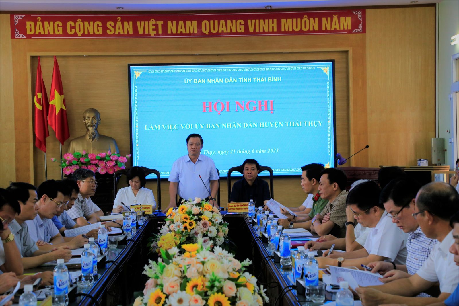   Đoàn công tác của UBND tỉnh làm việc với UBND huyện Thái Thụy