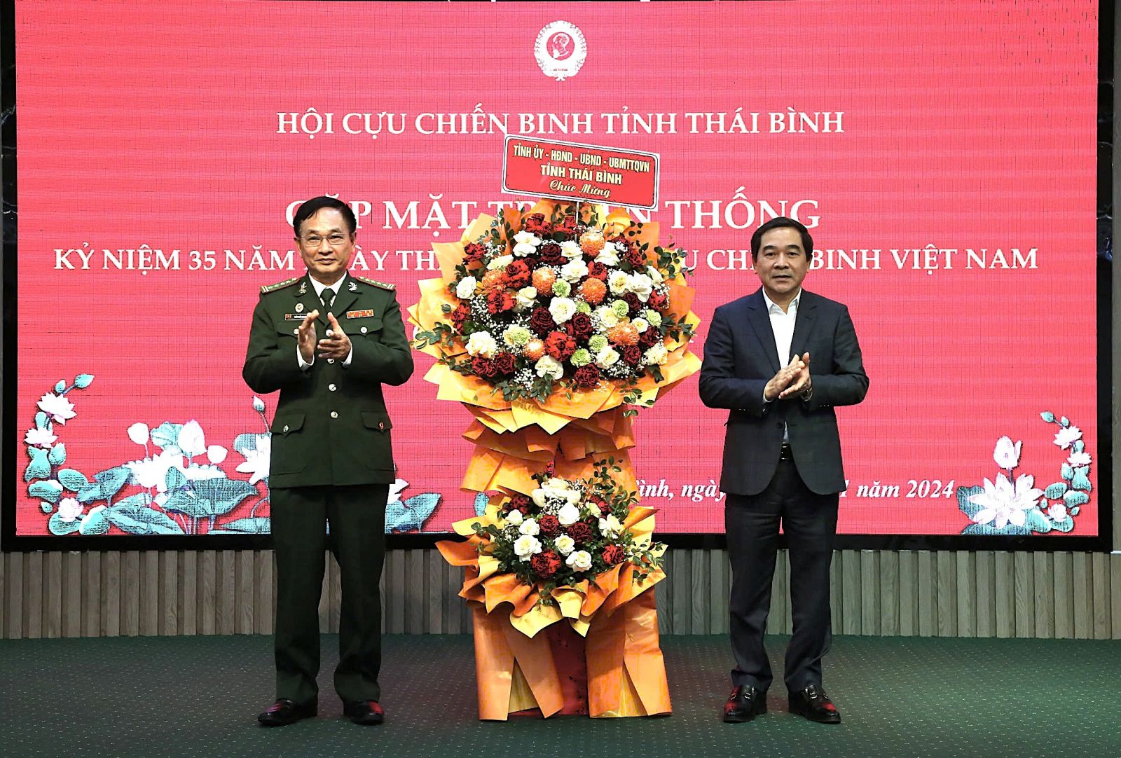   Cựu chiến binh Thái Bình là lực lượng chính trị đi đầu tham gia xây dựng Đảng, chính quyền trong sạch, vững mạnh