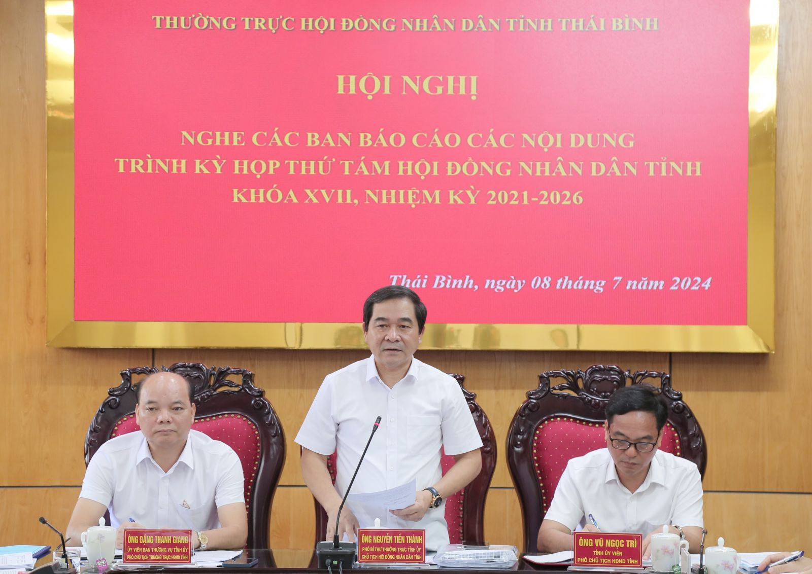   Họp Thường trực HĐND tỉnh