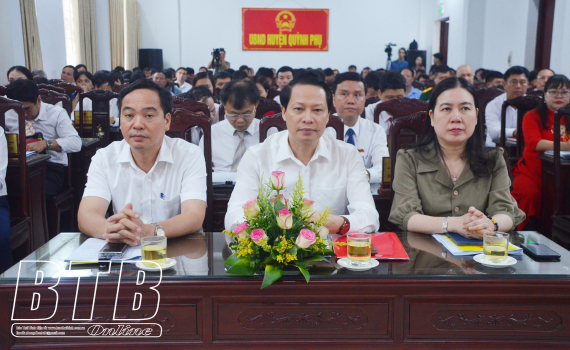   Kỳ họp thứ sáu HĐND huyện Quỳnh Phụ khóa XX, nhiệm kỳ 2021 - 2026