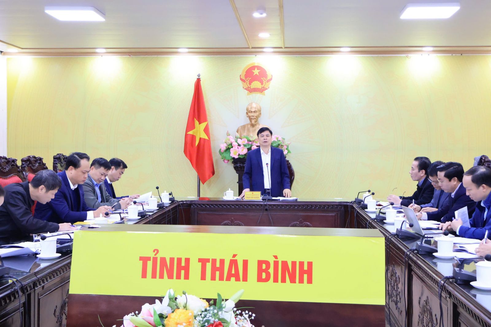   UBND tỉnh nghe đề án hợp nhất các sở