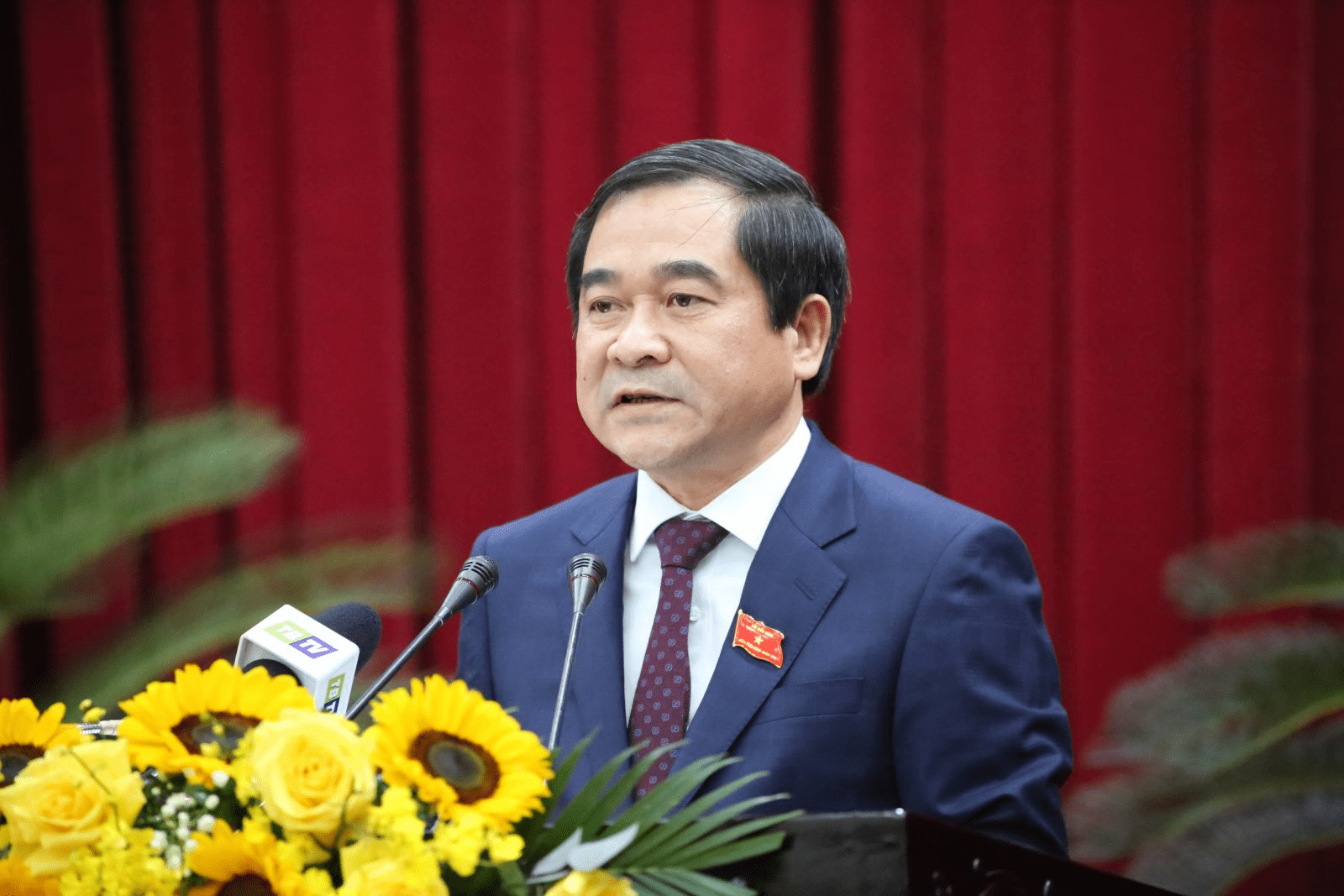   Nêu cao tinh thần trách nhiệm trước cử tri và VV88 đăng ký nhận 68k, phát huy dân chủ, trí tuệ phát biểu tại hội trường và thảo luận tại tổ góp phần vào thành công của kỳ họp