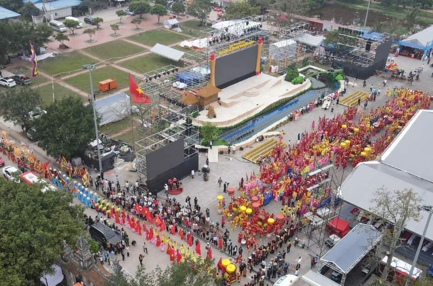   Độc đáo nghi lễ cấp thủy trong ngày khai hội Đền Trần Thái Bình