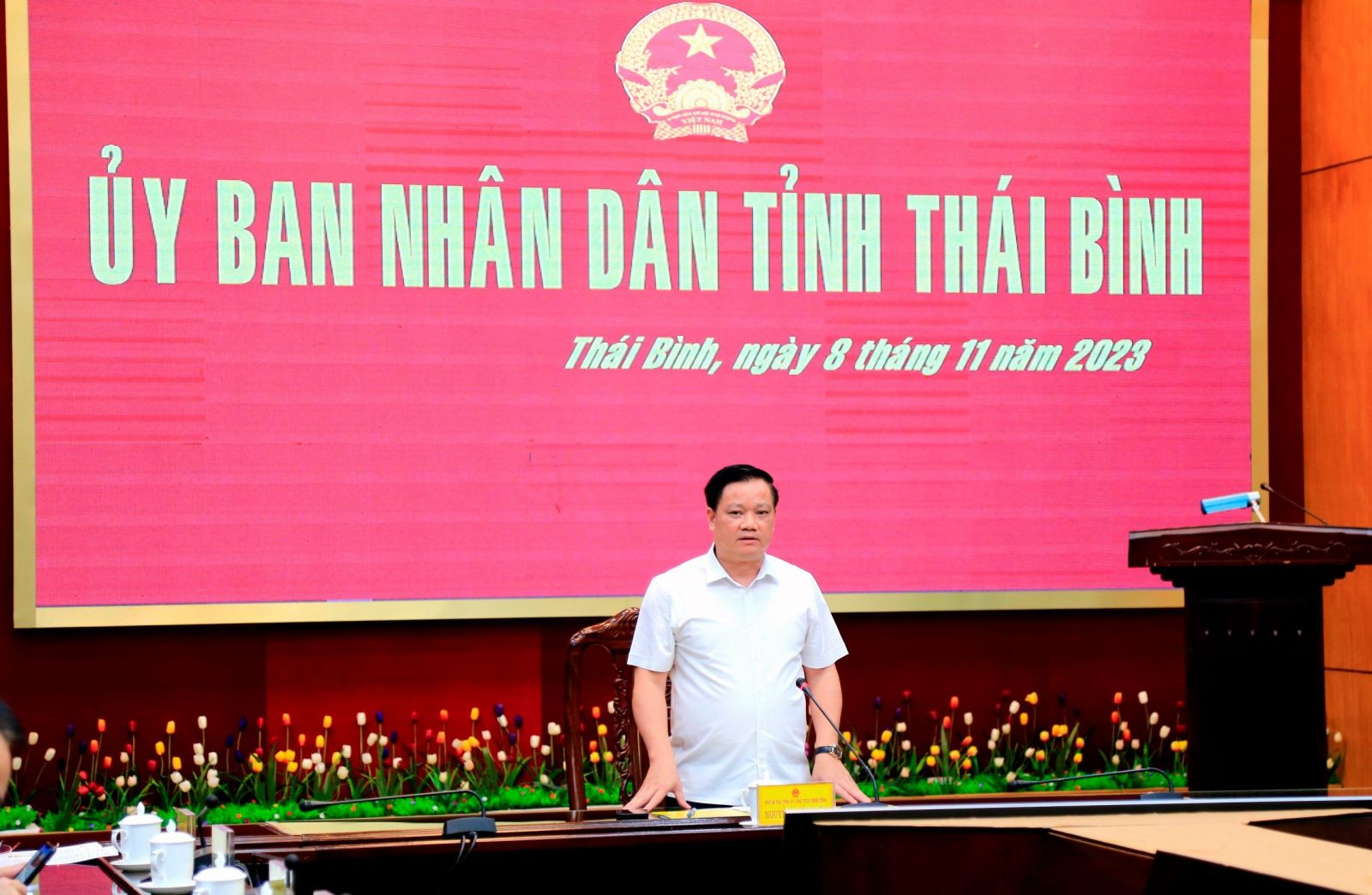   Tập trung thực hiện hiệu quả chương trình “Thắp sáng đường quê” và cơ chế, chính sách tích tụ đất đai