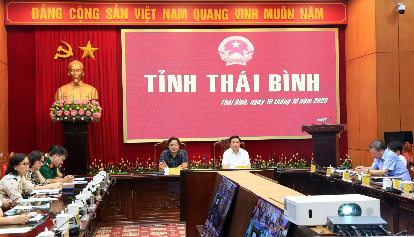   Hội nghị trực tuyến toàn quốc sơ kết công tác bảo đảm trật tự ATGT 9 tháng đầu năm