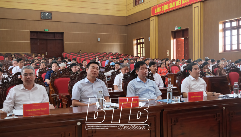   40 tập thể, cá nhân được khen thưởng trong tổ chức ngày hội đại đoàn kết toàn dân tộc