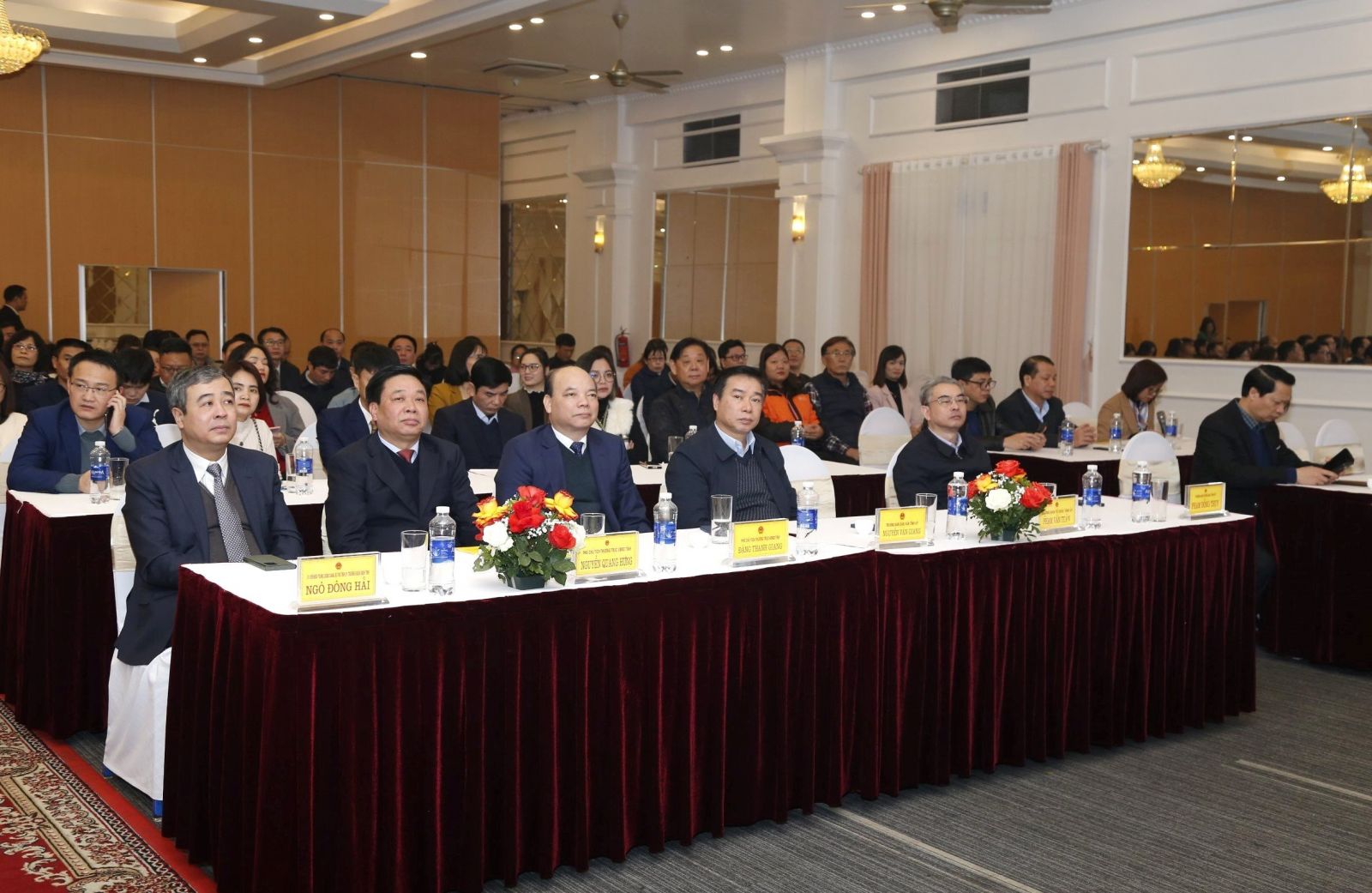   VV88 casino, HĐND, UBND tỉnh gặp mặt, chúc Tết VV88 it com thể thao, live casino, slot, bắn cá, xổ số FDI nhân dịp Xuân Giáp Thìn 2024