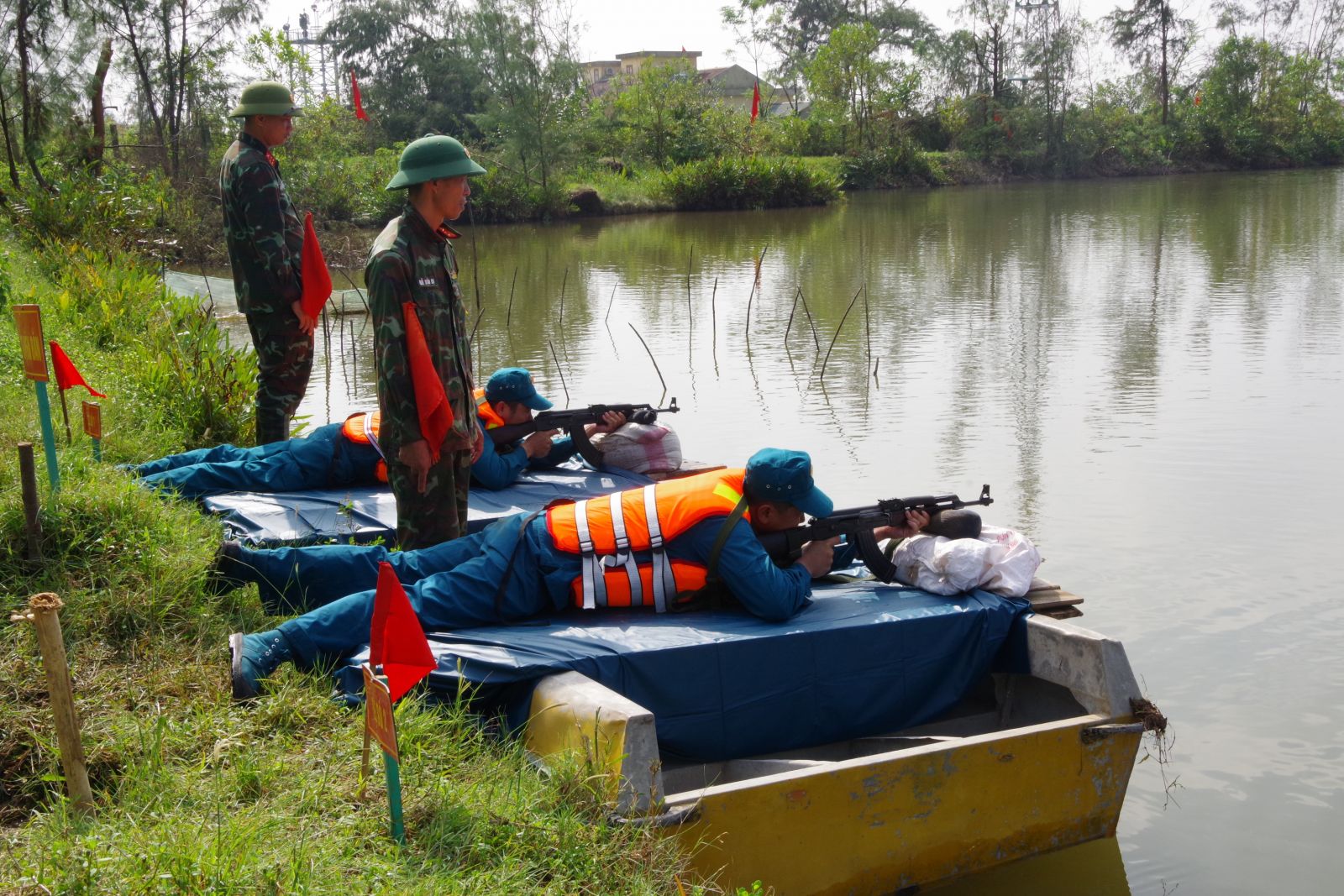   Hội thao bắn súng dân quân biển năm 2024