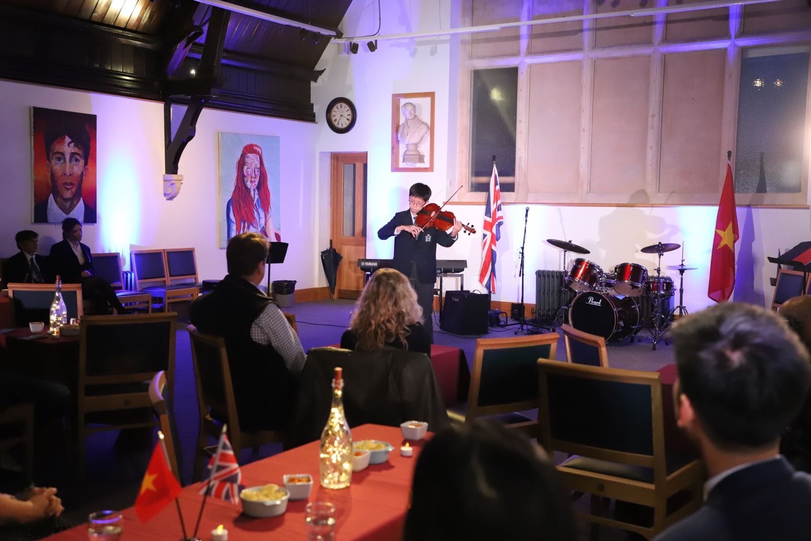   50 năm quan hệ Việt Nam - Anh: Hòa nhạc kết nối học sinh hai nước