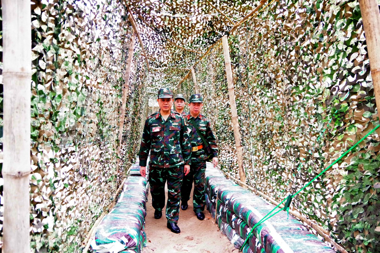   Luyện tập chuyển trạng thái sẵn sàng chiến đấu năm 2025