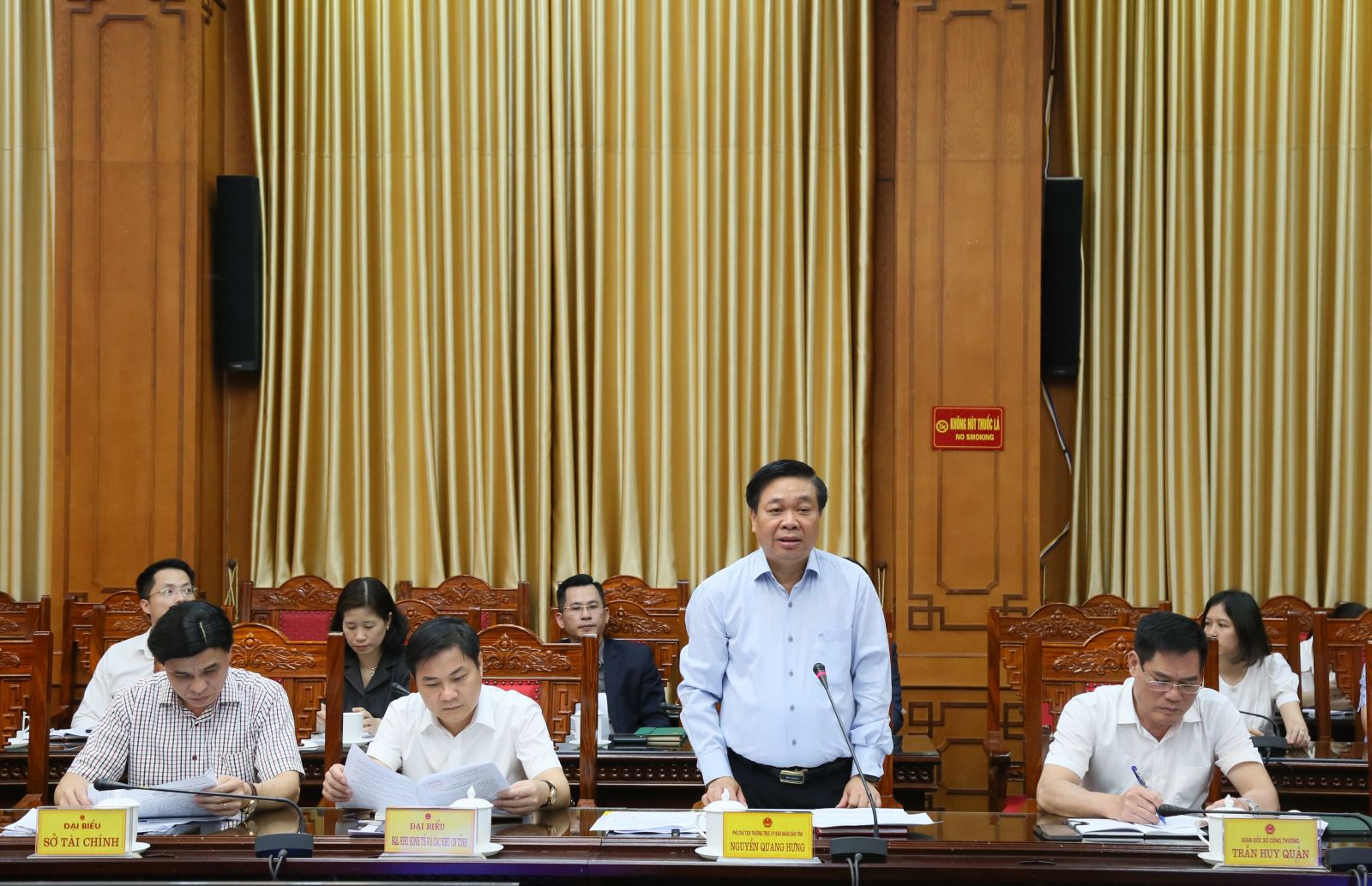   UBND tỉnh làm việc với Đoàn công tác Cục Xuất nhập khẩu - Bộ Công Thương