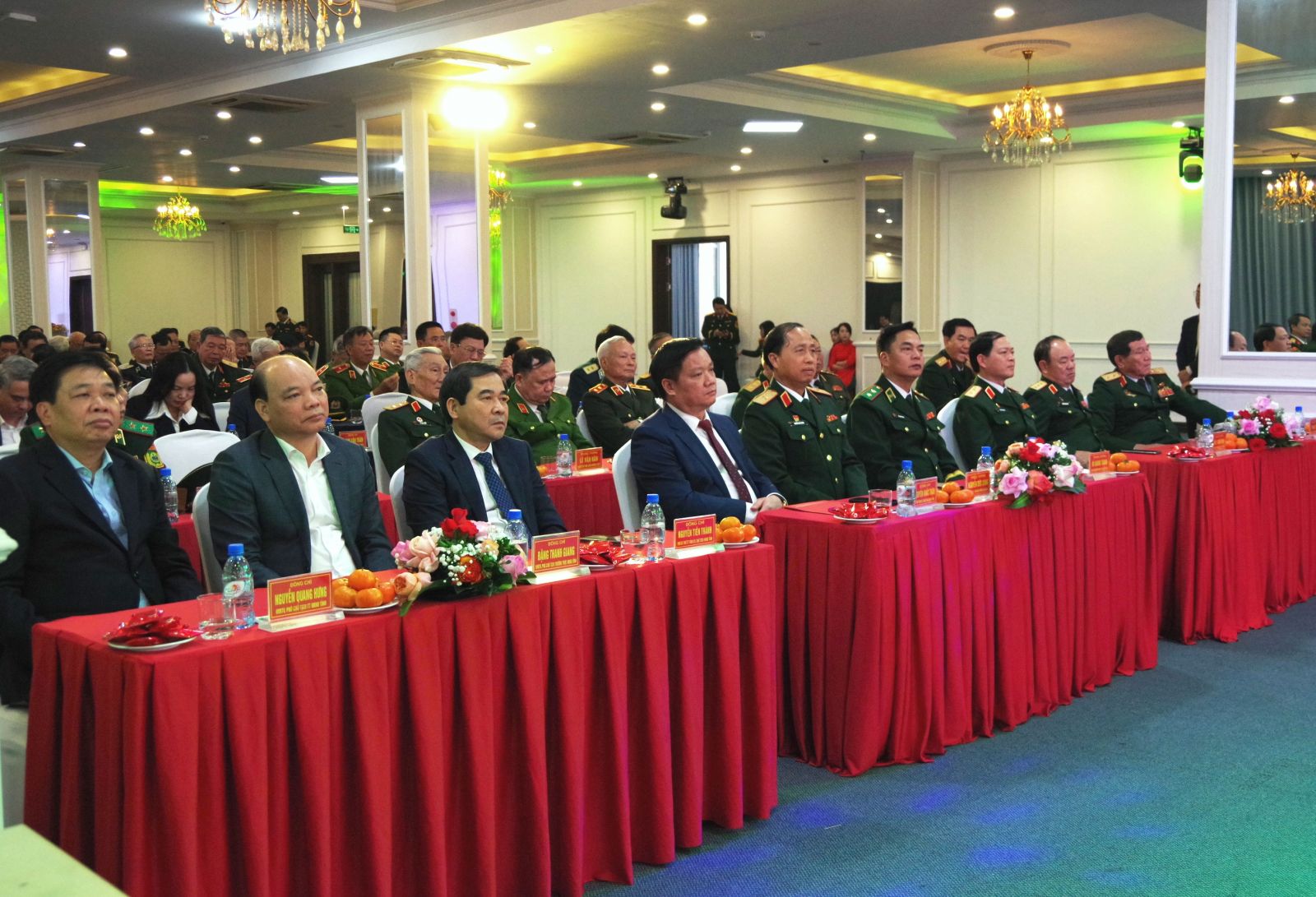   VV88 casino, HĐND, UBND, Ủy ban MTTQ tỉnh gặp mặt VV88 dự đoán xổ số ba miền siêu chính xác cấp tướng Quân đội, Công an quê hương Thái Bình