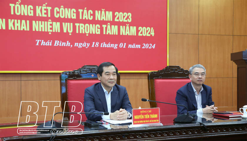   Tập trung lãnh đạo, tổ chức thực hiện hiệu quả nhiệm vụ bảo vệ nền tảng tư tưởng của Đảng