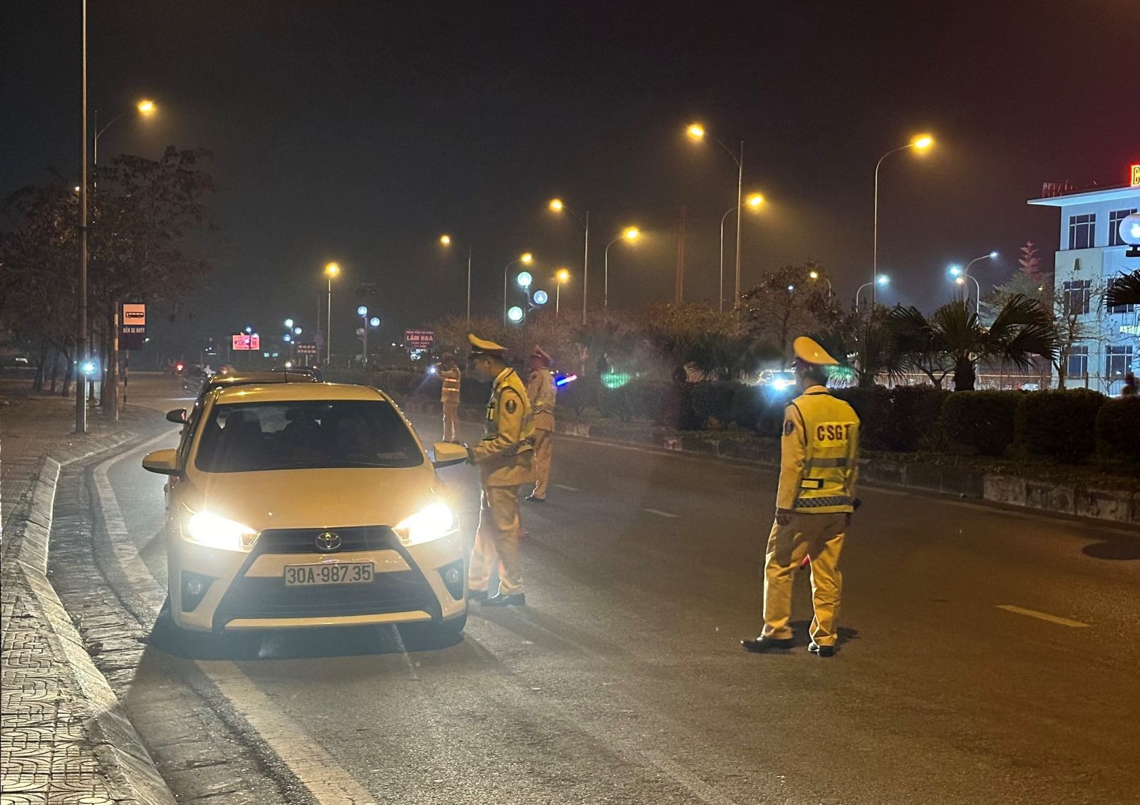   Tình hình an ninh trật tự trong những ngày nghỉ tết Nguyên đán Giáp Thìn được bảo đảm