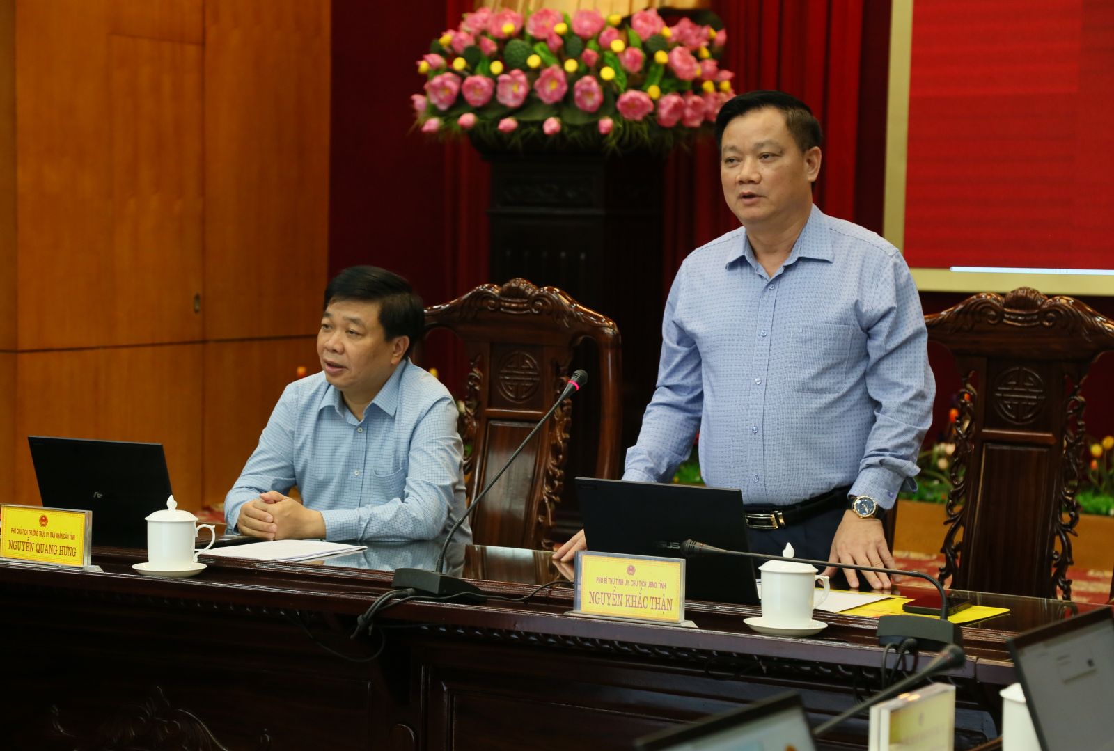   UBND tỉnh nghe và cho ý kiến về một số nội dung quan trọng