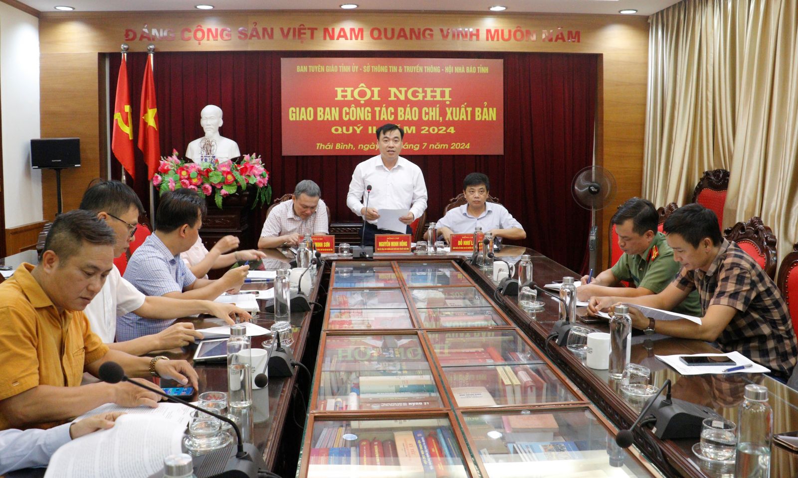   Giao ban công tác báo chí, xuất bản quý II/2024