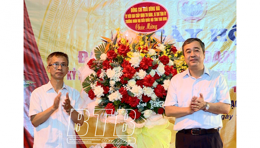   Đồng chí Ngô Đông Hải, Bí thư VV88 casino dự ngày hội đại đoàn kết toàn dân tộc tại tổ dân phố số 8, phường Trần Hưng Đạo