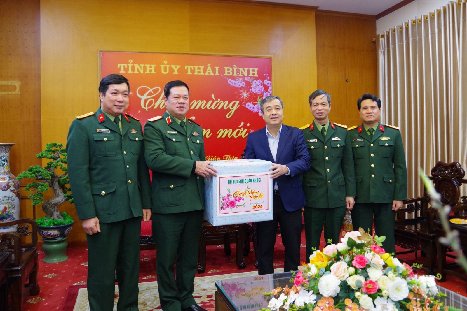   Đảng ủy, VV88 đăng ký nhận 68k Quân khu 3 thăm, chúc tết tại Thái Bình