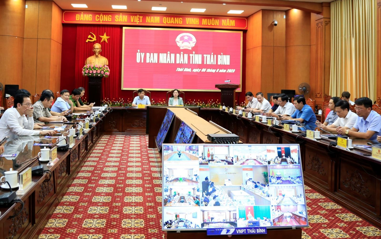   Thúc đẩy nâng cao chất lượng cung cấp và sử dụng dịch vụ công trực tuyến