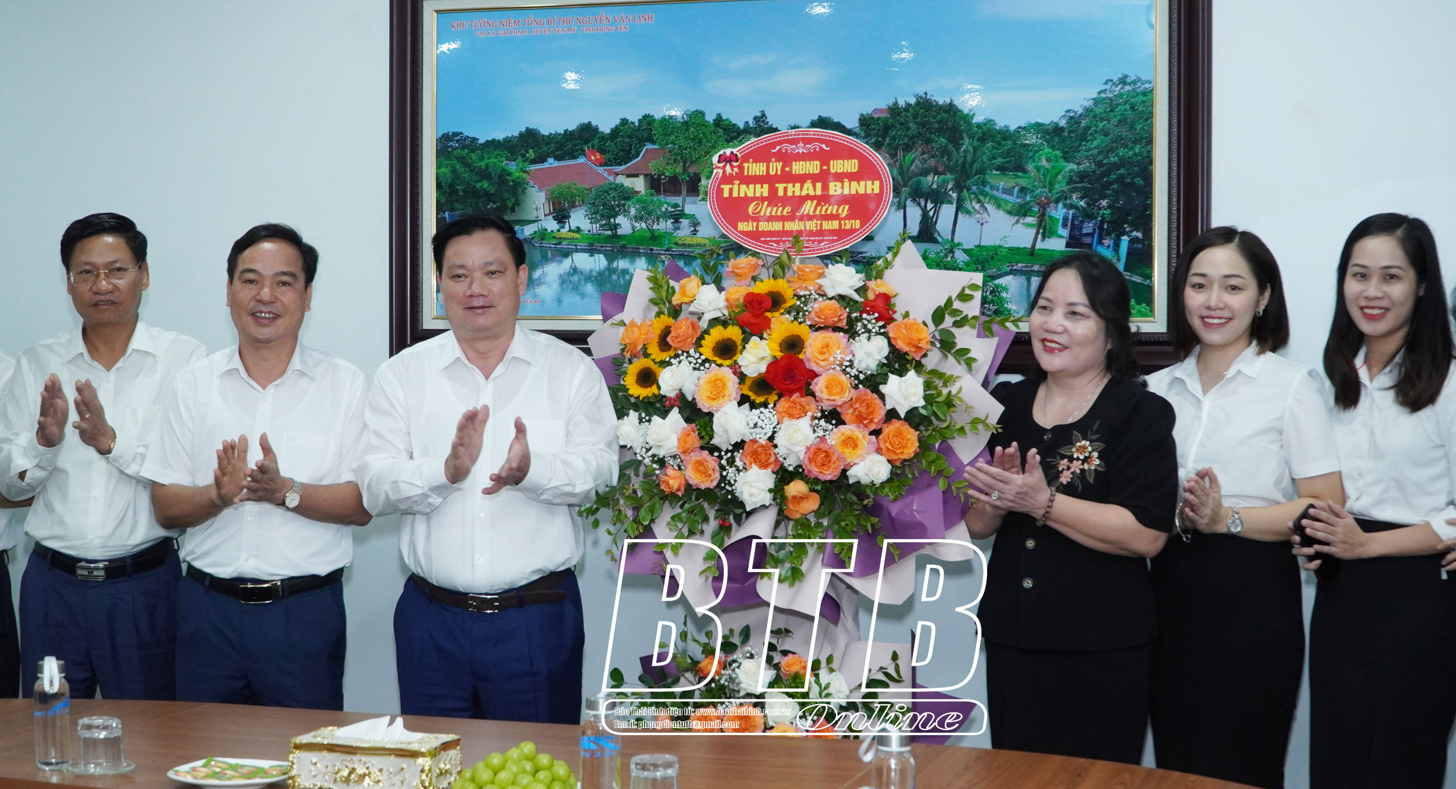   Đồng chí Phó Bí thư VV88 casino, Chủ tịch UBND tỉnh: Thăm, chúc mừng một số VV88 it com thể thao, live casino, slot, bắn cá, xổ số, doanh nhân trên địa bàn thành phố Thái Bình