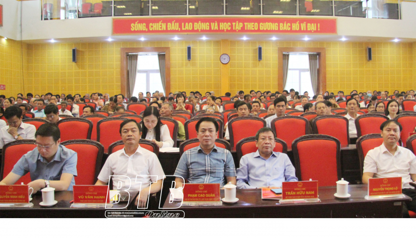   Hưng Hà: Tổ chức tiếp xúc cử tri chuyên đề phân loại, xử lý rác thải sinh hoạt và công tác bảo vệ VV88 app tải về