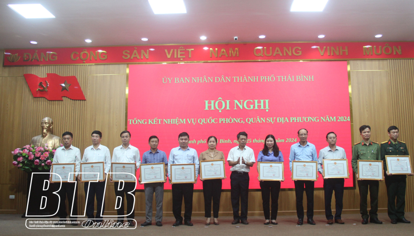   Thành phố tổng kết công tác quốc phòng, quân sự địa phương năm 2024