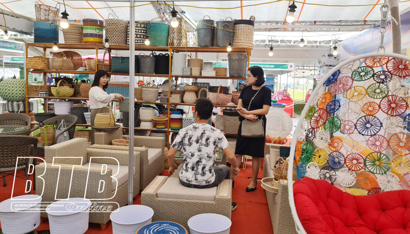   Kết nối đưa sản phẩm địa phương ra thị trường trong nước, quốc tế