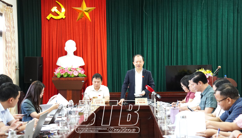   Giám sát việc thực hiện chính sách pháp luật lĩnh vực văn hóa, thông tin, truyền thông