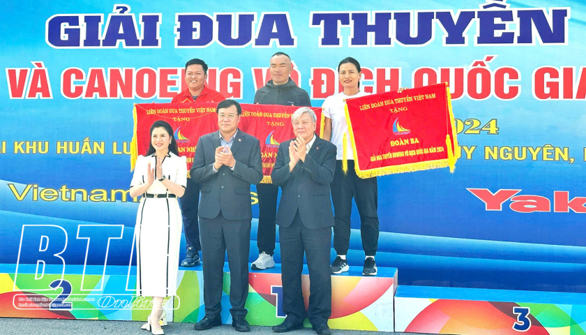   Đoàn VĐV Thái Bình đạt giải ba toàn đoàn tại giải đua thuyền rowing vô địch quốc gia 2024