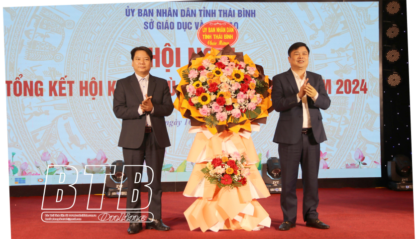   Khen thưởng 48 tập thể, cá nhân có thành tích xuất sắc tại Hội khỏe Phù Đổng toàn quốc lần thứ X năm 2024